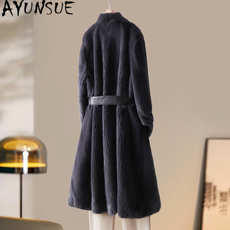 Winter Clothing Label - معطف نسائي طبيعي من فرو المنك