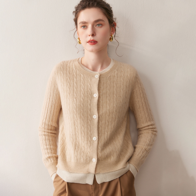 المرأة سترة الكشمير المعنقة ست - مراجعة Winter Clothing Essential وسعره