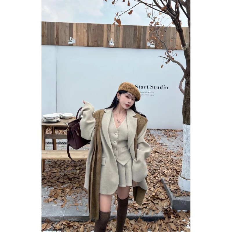 طقم نسائي فاخر من ثلاث قطع من  - مراجعة Winter Wear Clothes وسعره