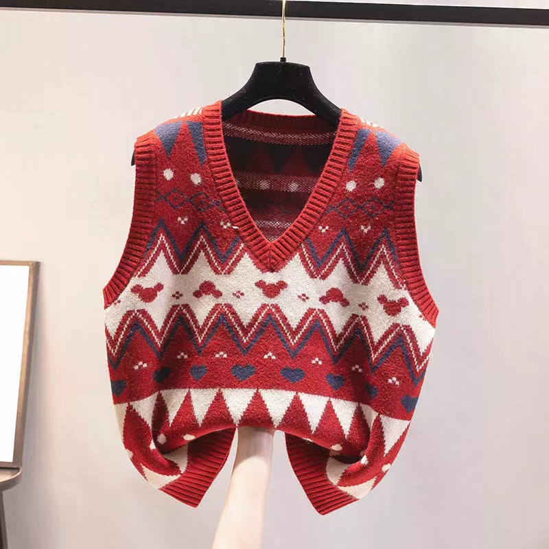 سترة نسائية محبوكة بدون أكمام  - مراجعة Winter Clothing Label وسعره