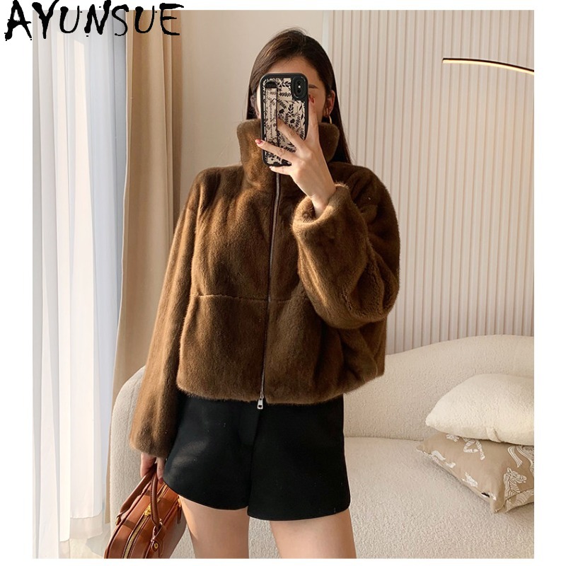 معطف فرو المنك الكامل المخملي  - مراجعة Winter Clothing Label وسعره