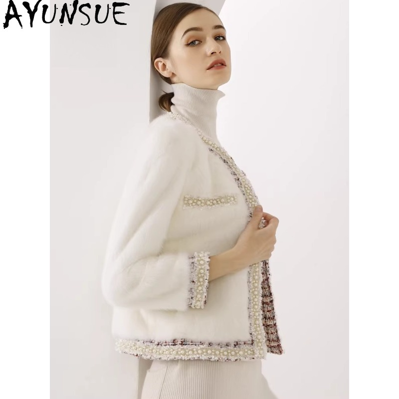 معطف فرو المنك الأرجواني من AY - مراجعة Winter Clothing Label وسعره